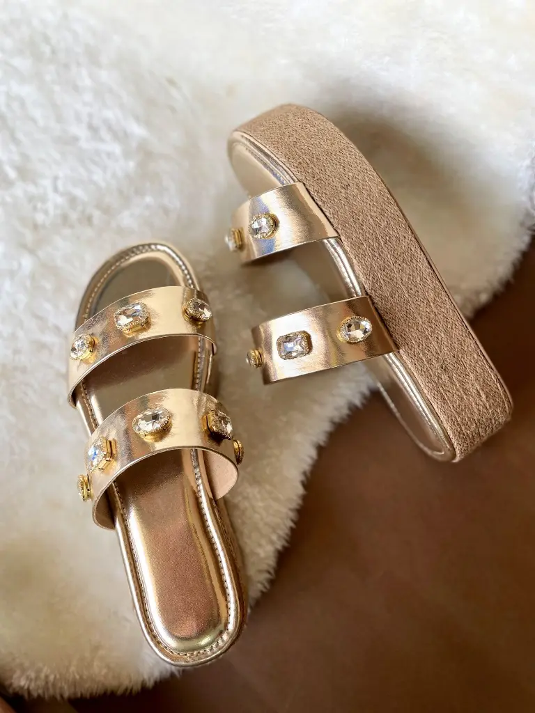 Gold Diamond Platforms_Front.webp
