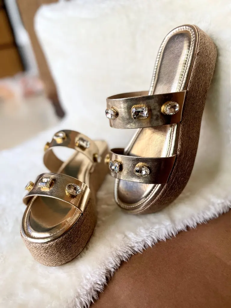 Gold Diamond Platforms_Angular.webp