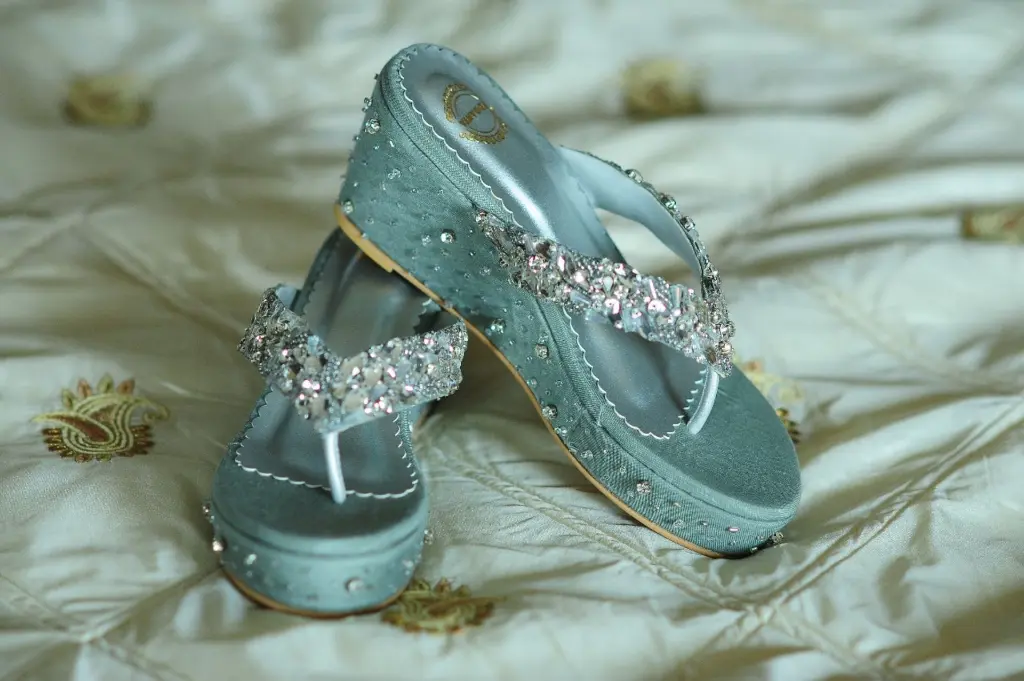 Silver DIamond Heels_Top.webp