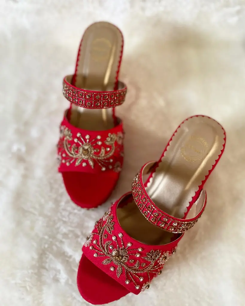 Red Embroidered Wedges_Top.webp