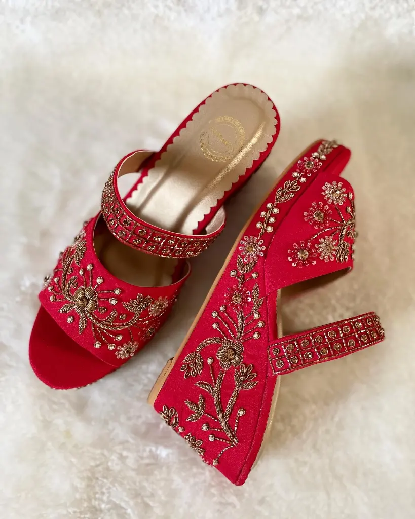Red Embroidered Wedges_Side.webp