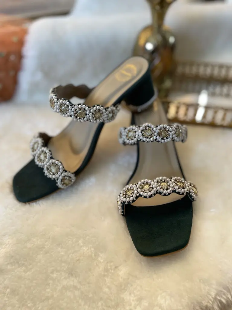 Green Diamond Heels_Front.webp