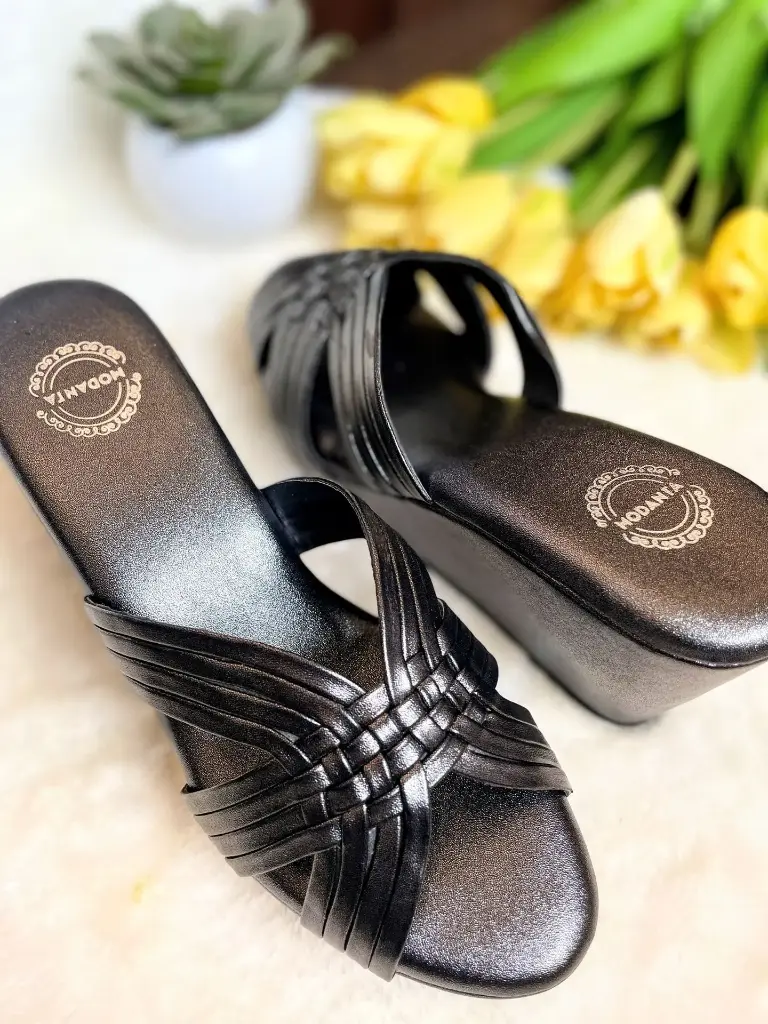 Black Criss-Cross Wedges