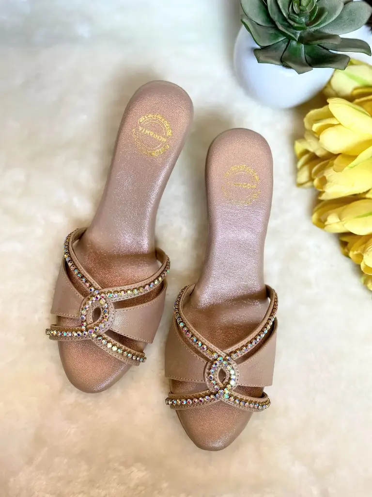 Diamond Beige Wedges