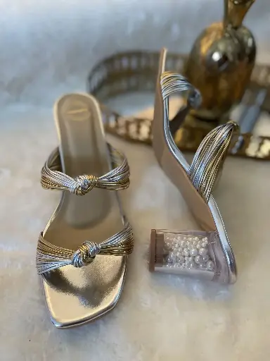 Knot Pearl Heels